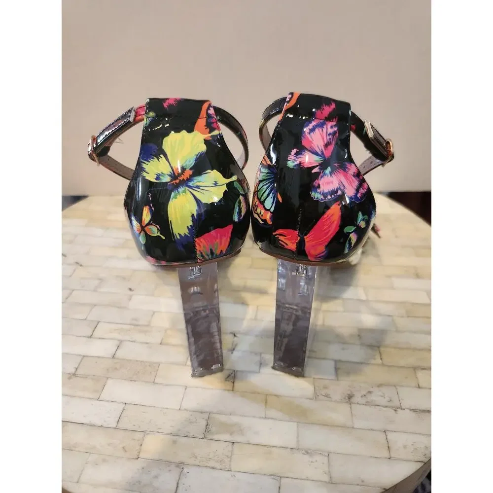 Betsy Johnson Markow colorful Butterfly wedges size 8.5